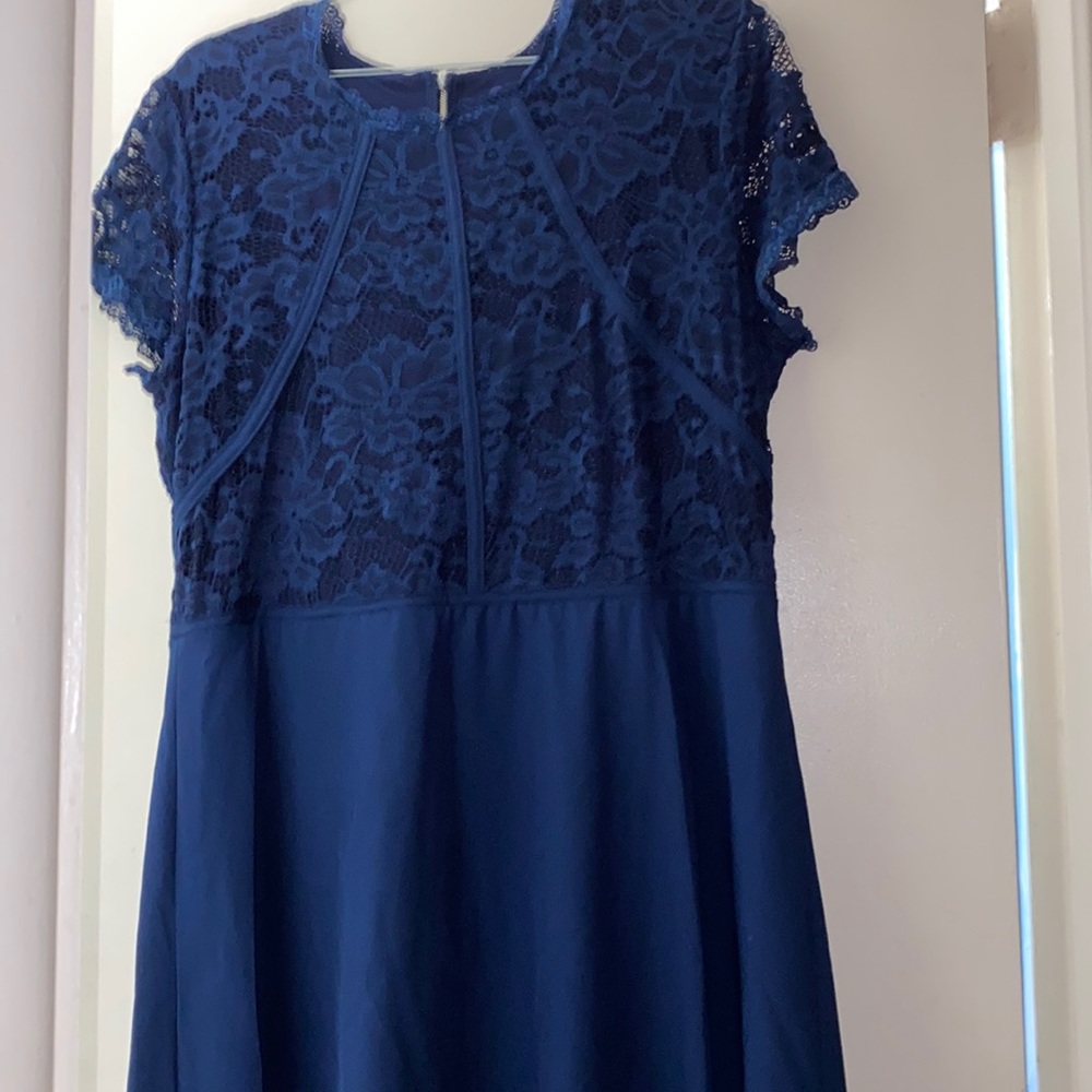 Vestido azul marino usado 1 sola vez Size XL (12petite) buenas condiciones